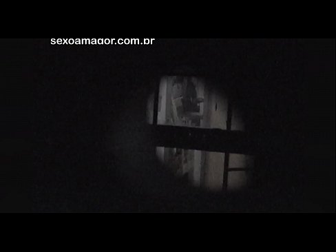 ❤️ Плавушу тајно снима воајер из комшилука скривен иза шупљих цигли ❤❌ Анални видео код нас ❌❤